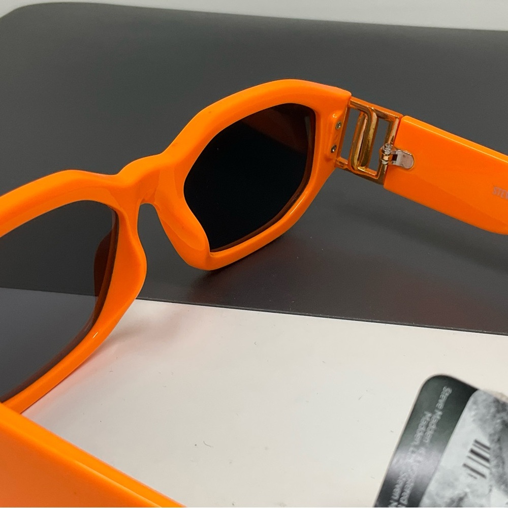 Steve Madden Orange Rectangular Sunglasses - image 8